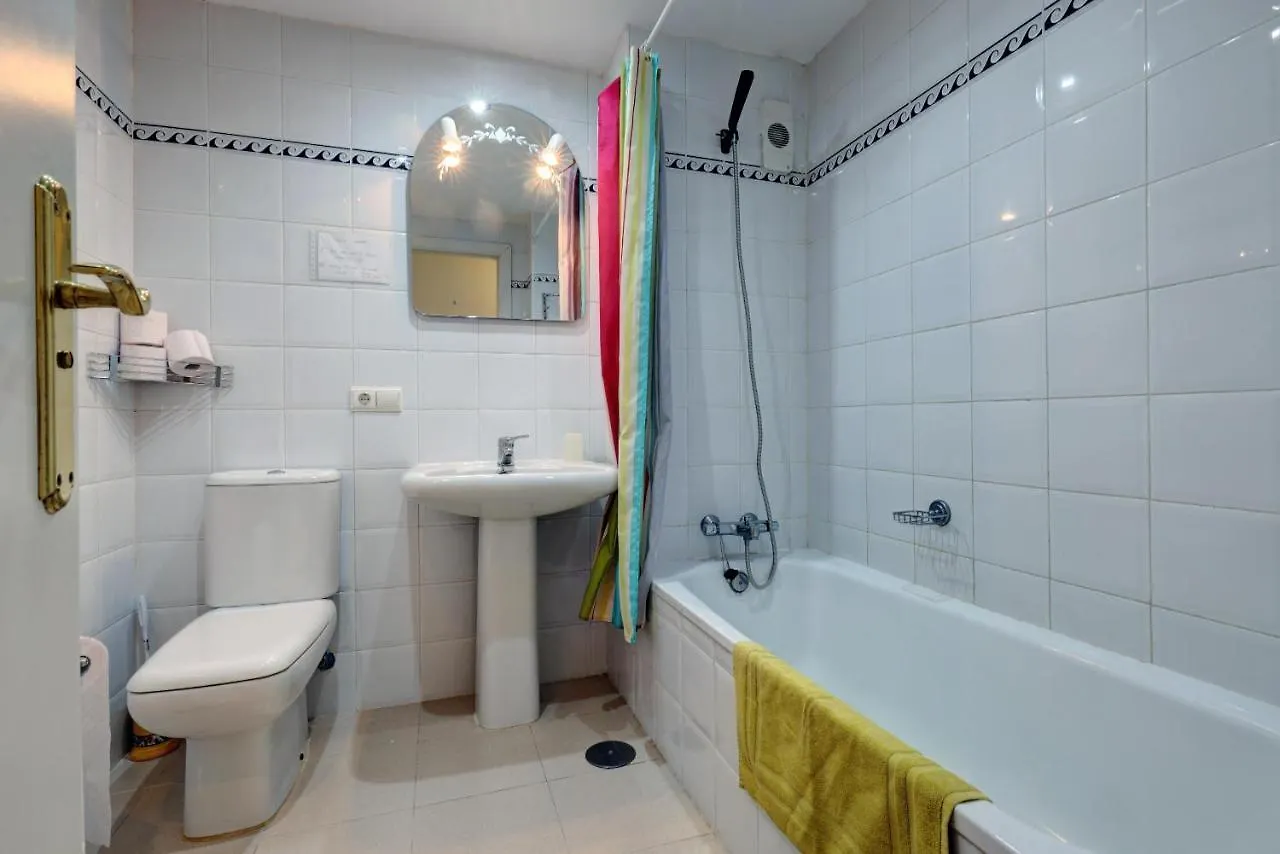 Luxury 2 Bed Apt Freeview Tv Wi Marbella